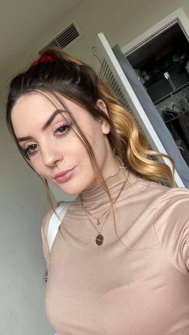 ❤️🍆🍑😍 I'M SCARLETT A HOT GIRL WITH CLEAN PUSSY AND TITS 420 FRIENDLY ,READY TO FUCK HARDER 💯 ,SUCK, SENSUAL BODY RUB AND ESCO - Image 3